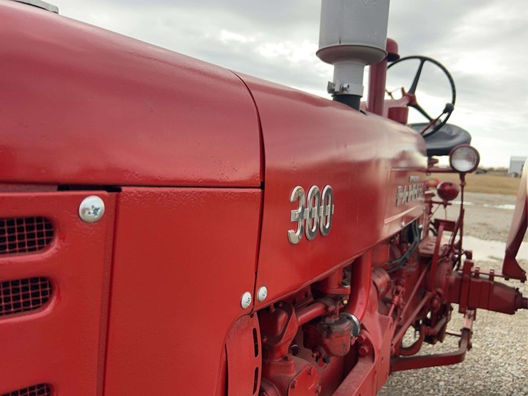 farmall-300-image-14