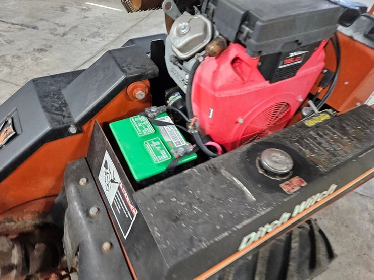 ditch-witch-1820-image-15