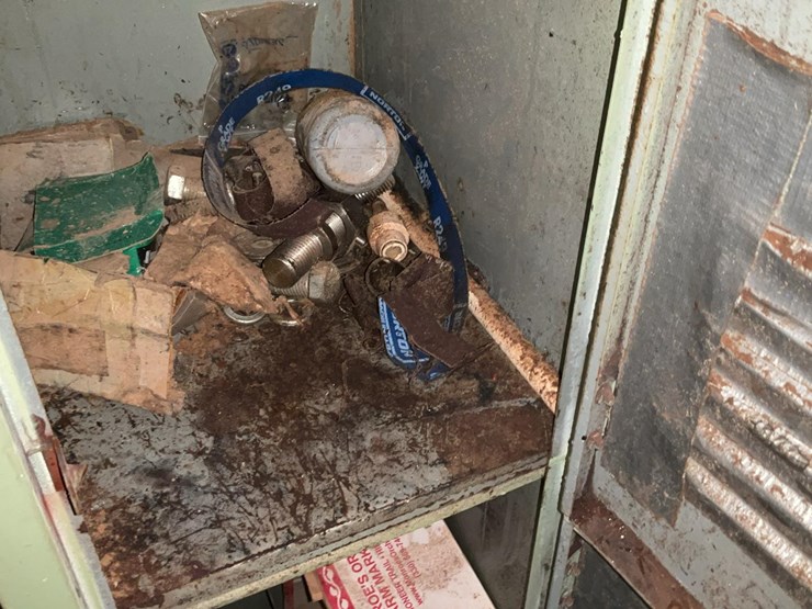 #225-•-locker-cabinet-image-7