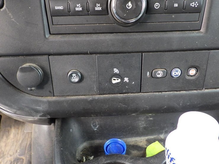 2014-gmc-savana-11'-s/a-cargo-van-image-35