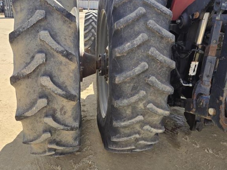 case-ih-mx180-image-11