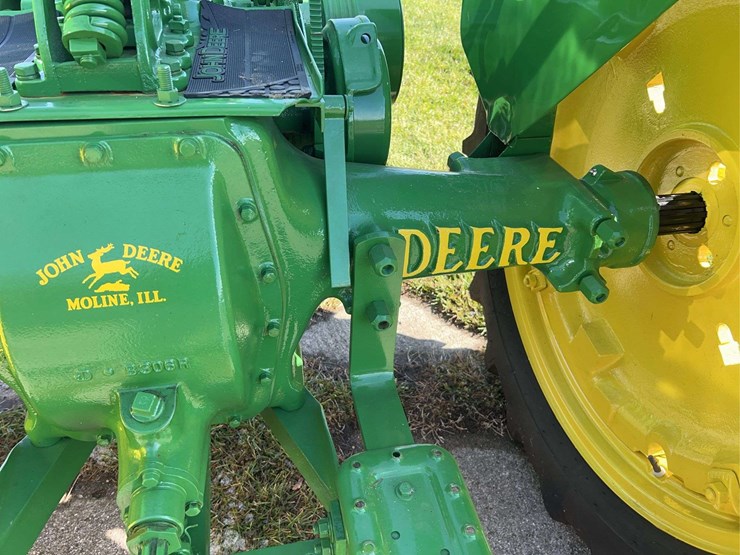 john-deere-model-b-image-45