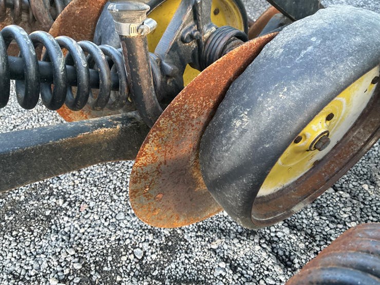 john-deere-750-image-15