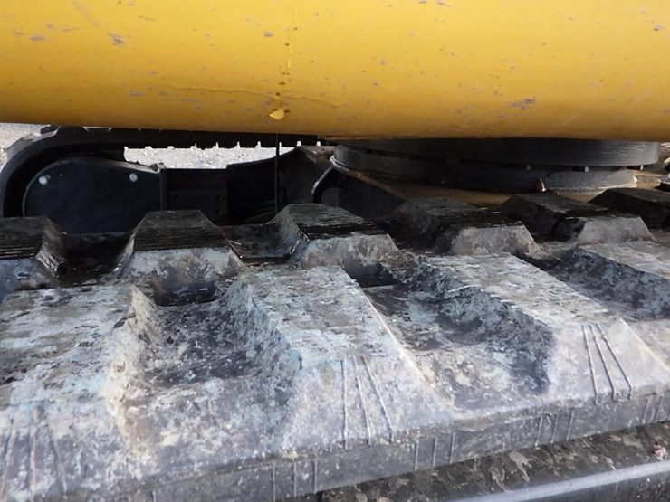 caterpillar-305.5-image-38