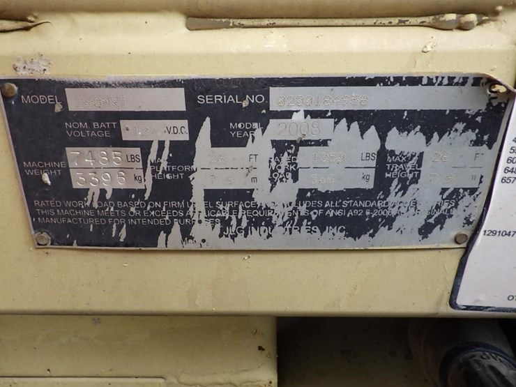 2008-jlg-260mrt-image-22