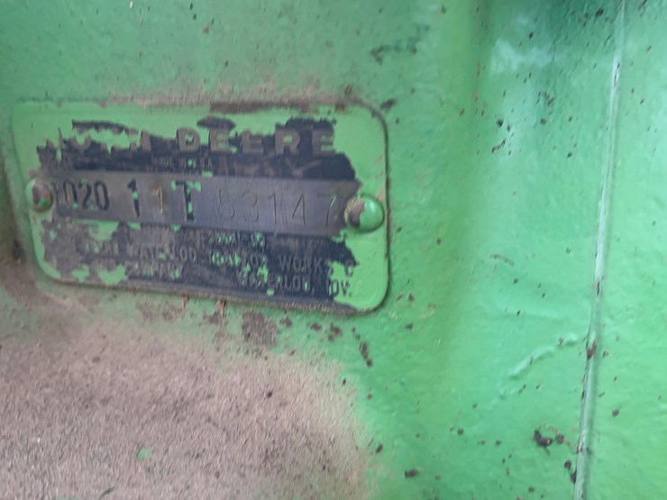 john-deere-3020-image-10