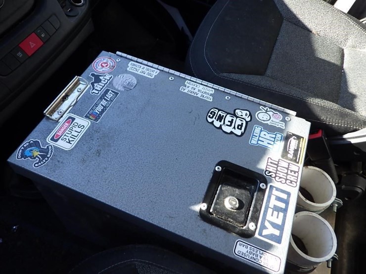 2021-dodge-1500-image-32