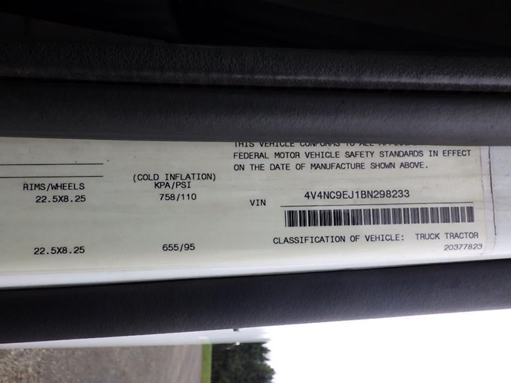 2011-volvo-vnl-t/a-truck-tractor-image-47