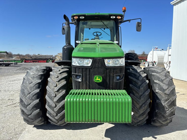 2013-john-deere-8360r-image-13