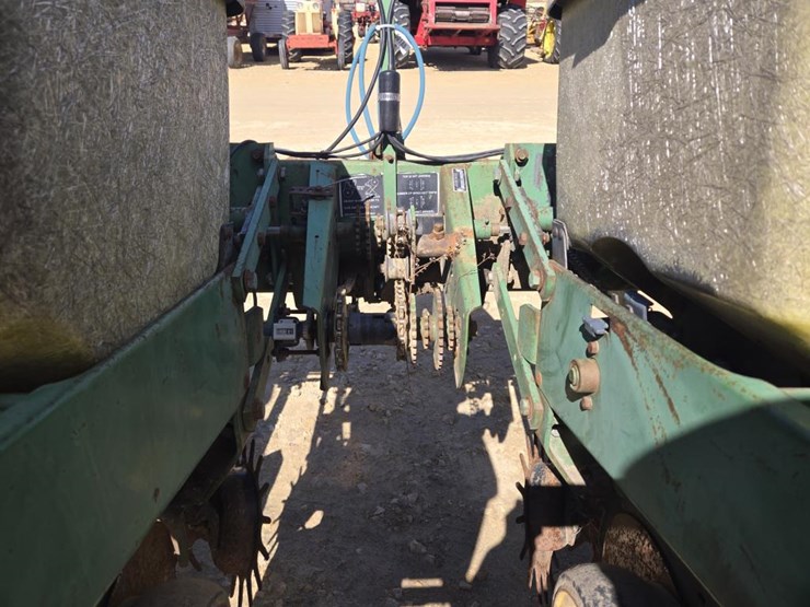 john-deere-7000-image-8