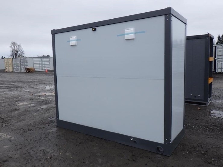 double-stall-portable-toilet-image-3