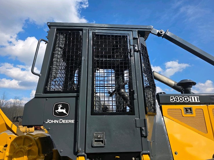 2003-deere-540g-iii-image-50