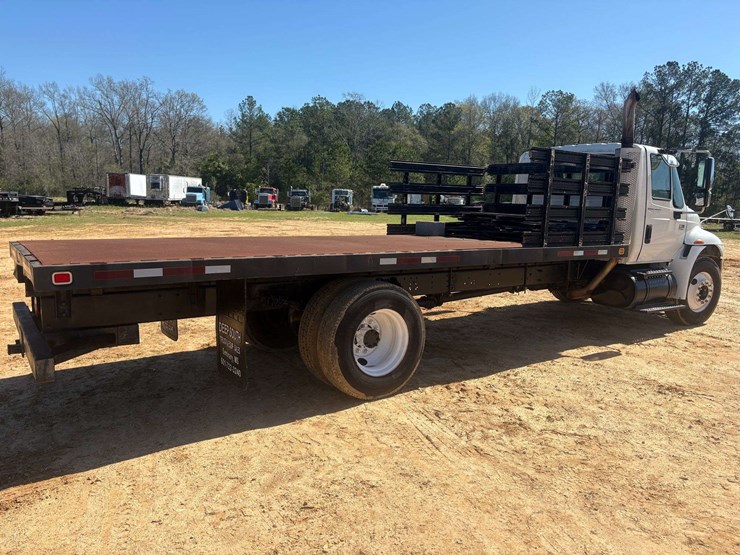 2007-international-durastar-4300-image-4