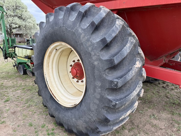 unverferth-8000-image-35