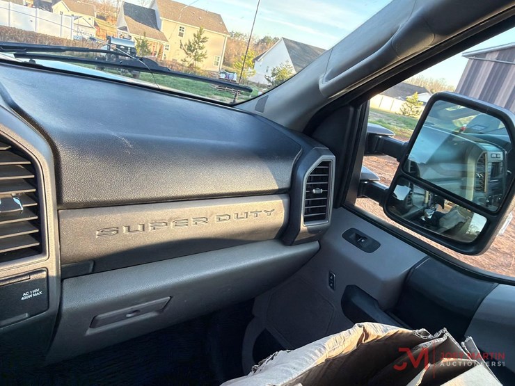 2019-ford-f550-xl-image-27