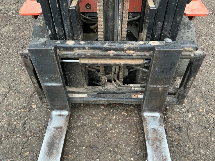 toyota-7fgcu25-image-22