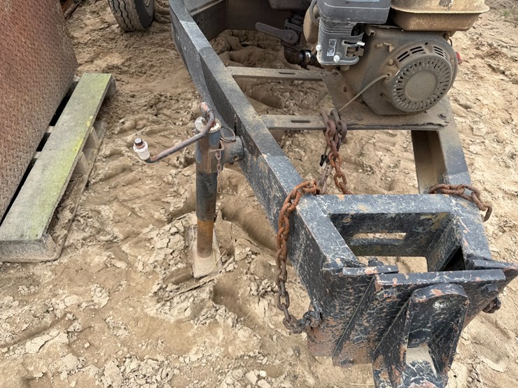 #41261-•-kbh-1000-gallon-fuel-wagon-image-33