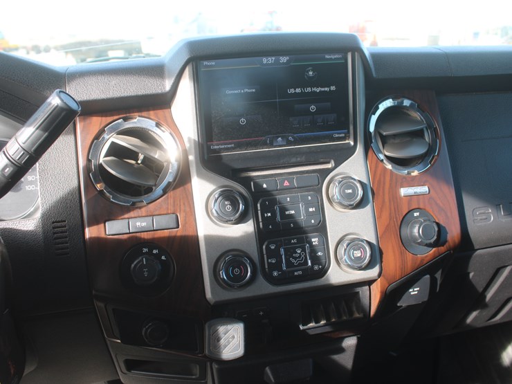 2013-ford-f350-image-48