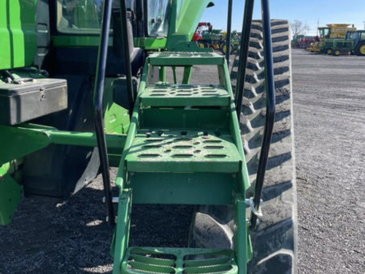 2002-john-deere-8520t-image-28