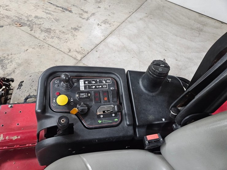 #695-•-toro-reelmaster-3550-d-fairway-mower-image-18