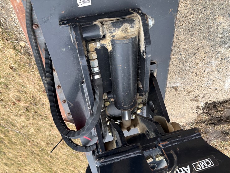 #2327-•-cmp-48"-excavator-swivel/ditching-bucket-image-12