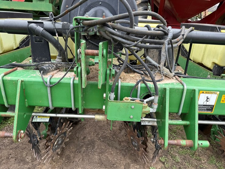 john-deere-1700-image-6