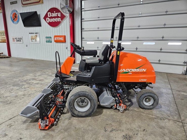 #685-•-jacobsen-lf550-fairway-mower-image-10