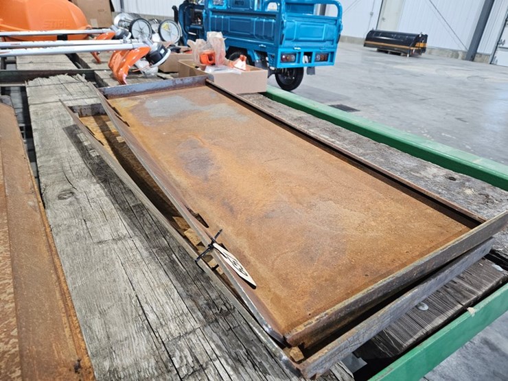 #651-•-(2)-weldable-face-plates-image-2