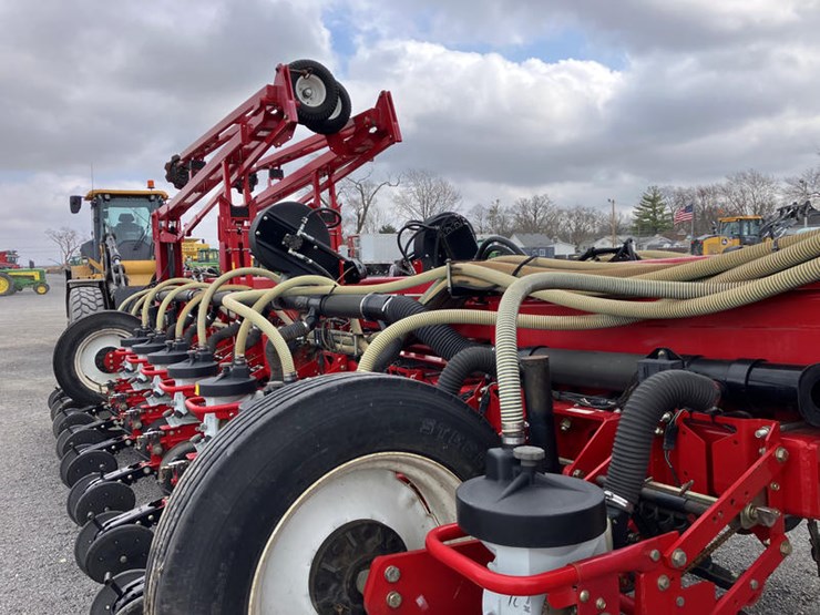 massey-ferguson-8800-image-19
