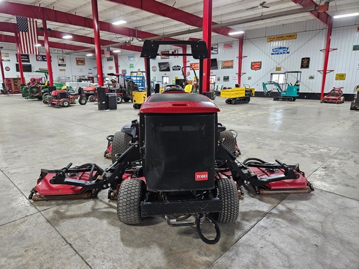 toro-groundsmaster-4700d-image-4