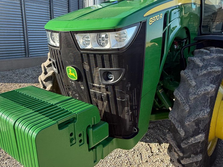 2016-john-deere-8370r-image-9