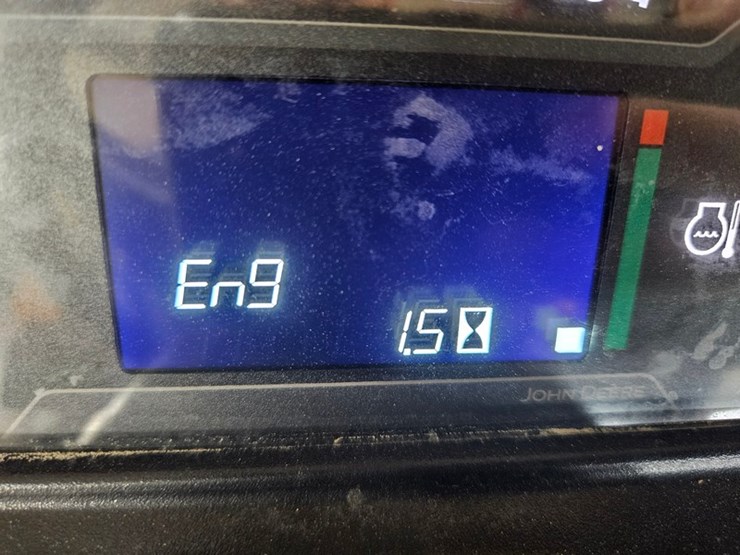 2025-john-deere-3032e-image-40