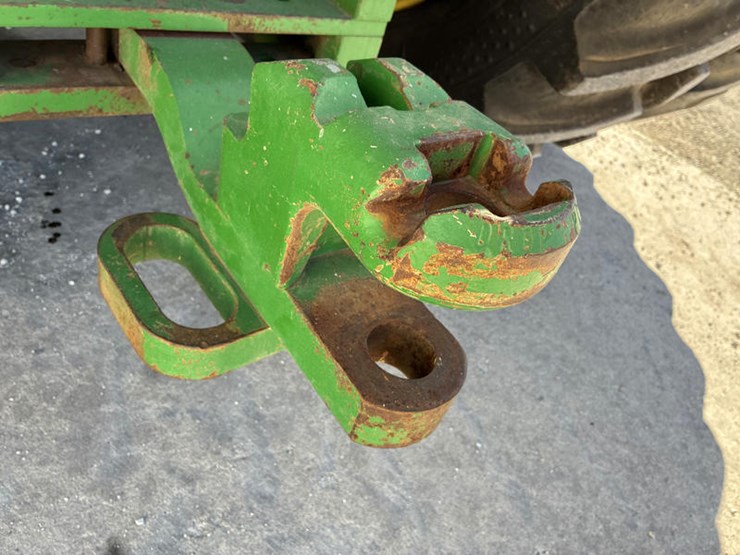 2013-john-deere-8360r-image-27