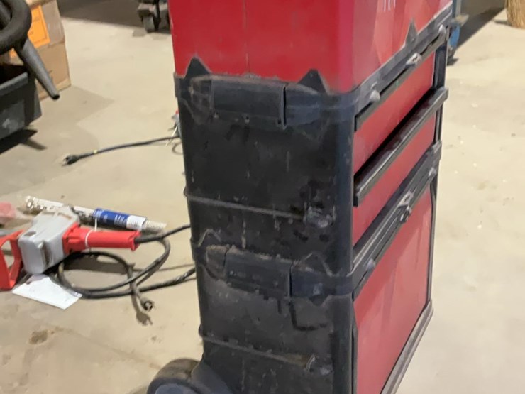 #111-•-stanley-packout-on-wheels-image-9