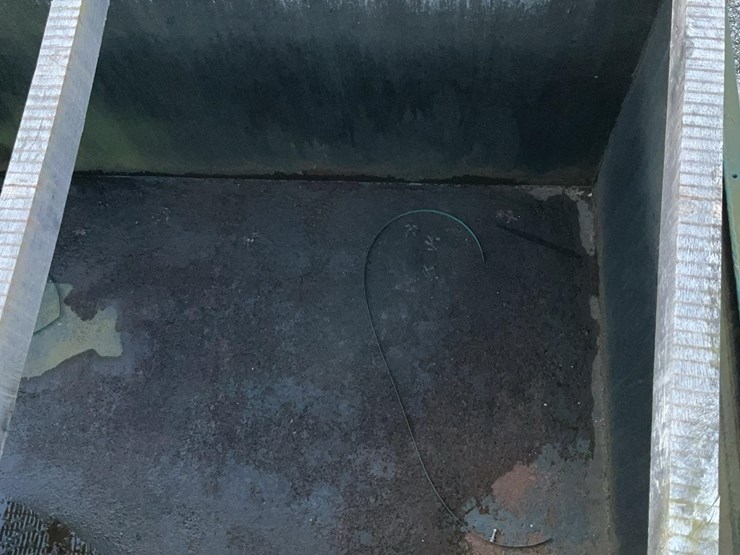 #273-•-holding-tank-image-8