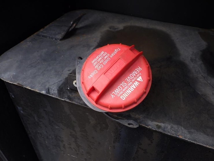 2017-genie-gs-4390-scissor-lift-image-13