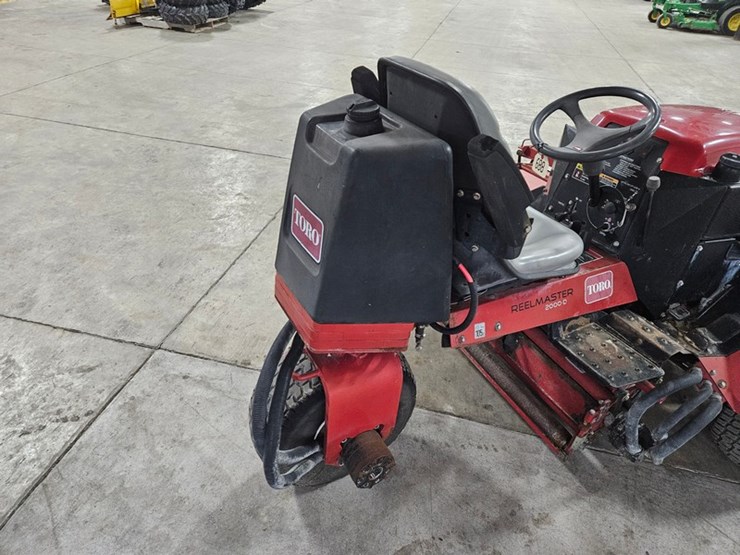 2000-toro-reelmaster-2000d-image-15