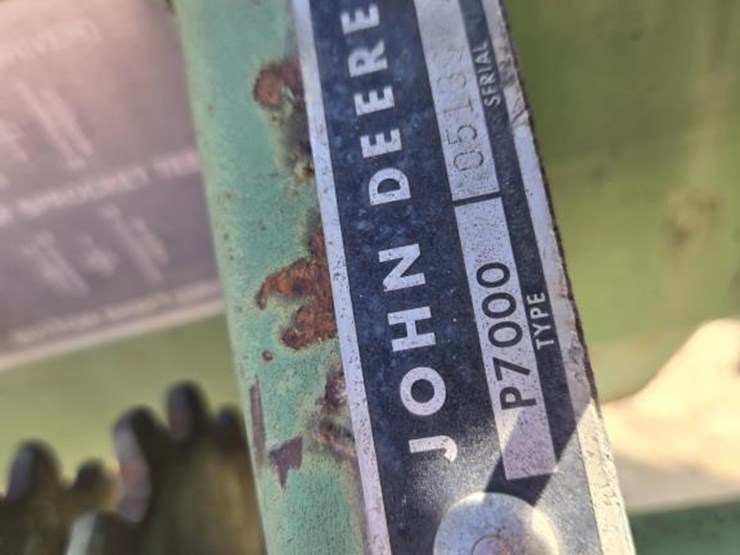 john-deere-7000-image-7