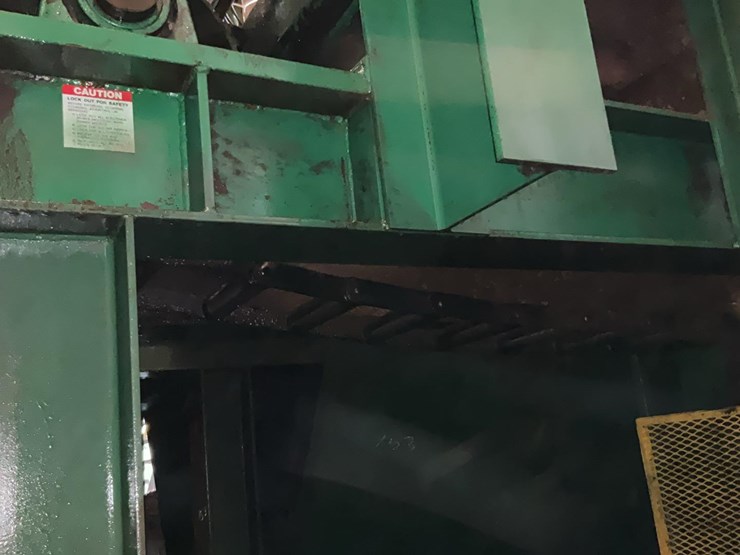 #155-•-salem-log-trough-image-18