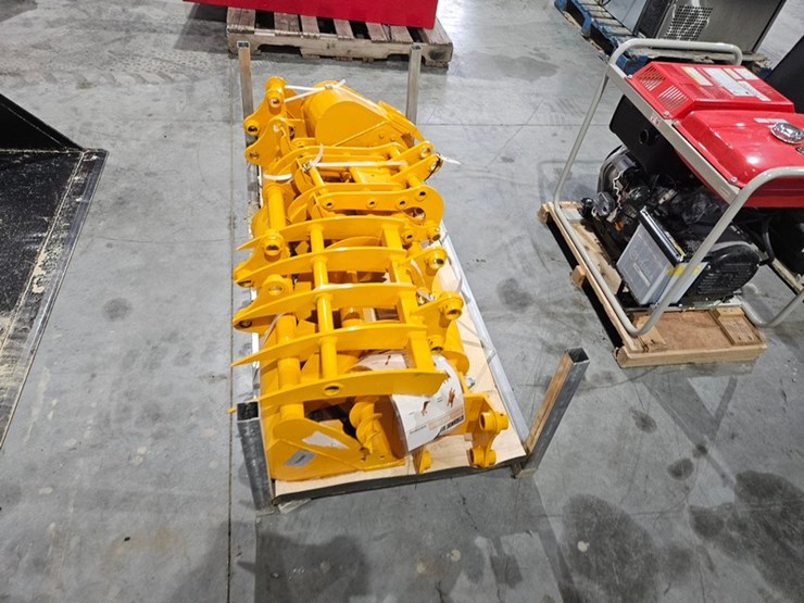 #706-•-giyi-mini-excavator-set-image-5