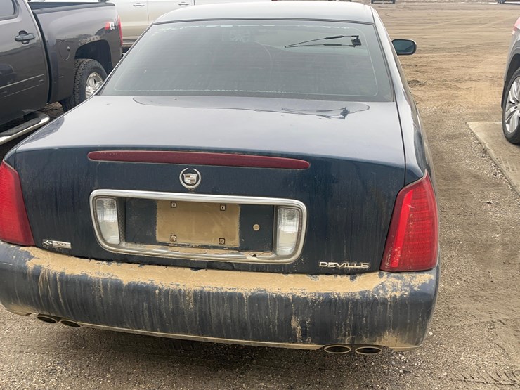 2004-cadillac-deville-sedan-image-4