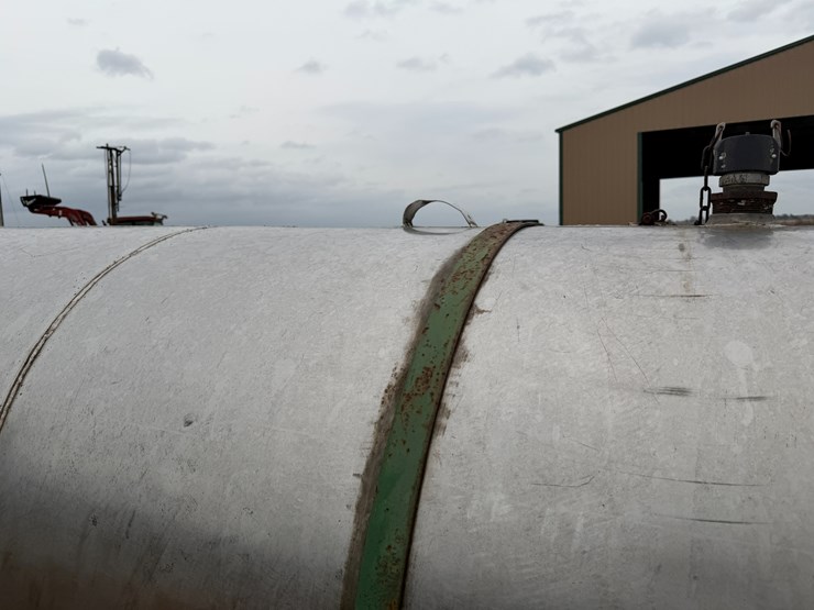 #41259-•-~1000-gallon-fuel-wagon-image-26