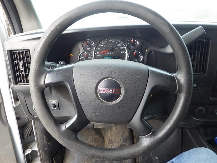 2014-gmc-savana-11'-s/a-cargo-van-image-28