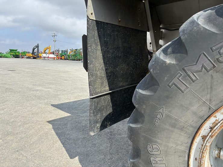 2013-new-leader-l4000g4-image-30