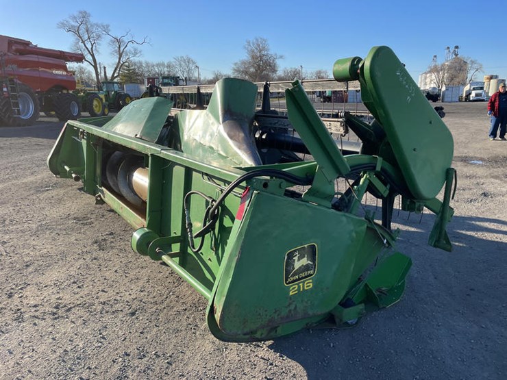 john-deere-216-image-14