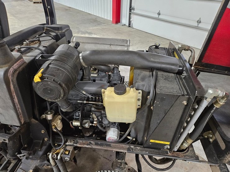 #632-•-toro-groundmaster-4000d-wide-area-mower-image-12