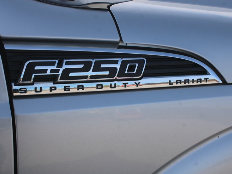 2013-ford-f350-image-16