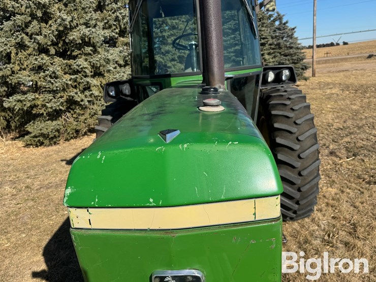 1979-john-deere-4440-image-12