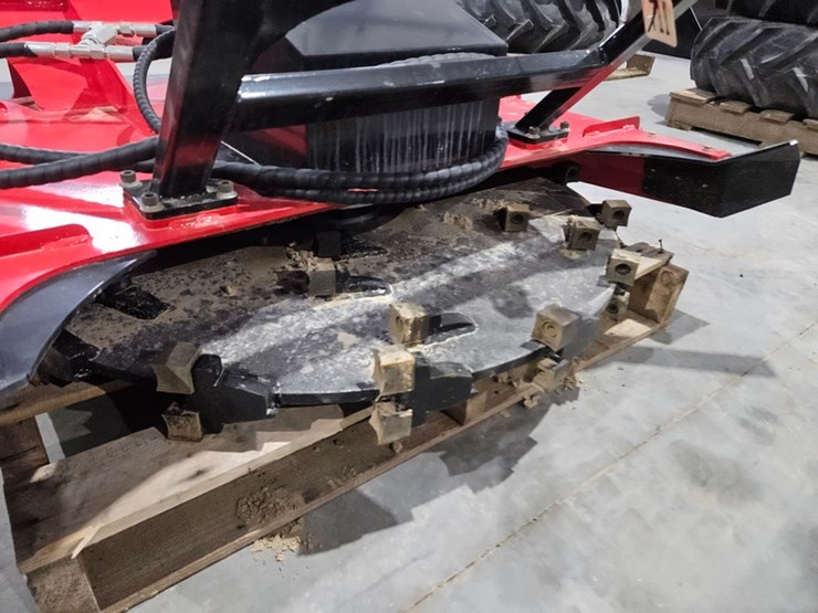 #711-•-giyi-dm43-skid-steer-disc-mulcher-image-9