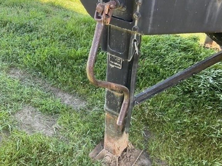 1955-trailmobile-hopper-image-8